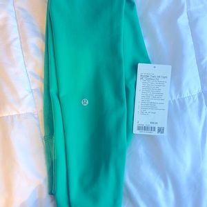 Lululemon Wunder Train HR Tight Contour Fit. Inseam 28. Color- Kelly Green.